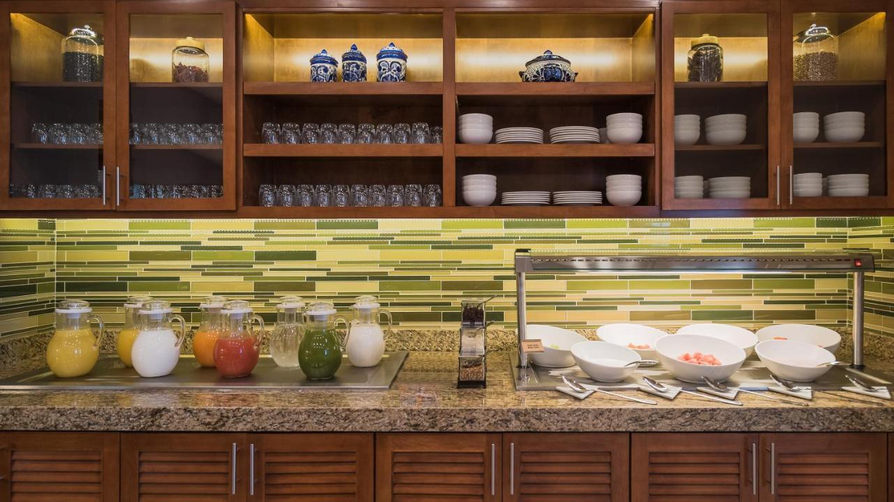 Hyatt Place Celaya Εξωτερικό φωτογραφία